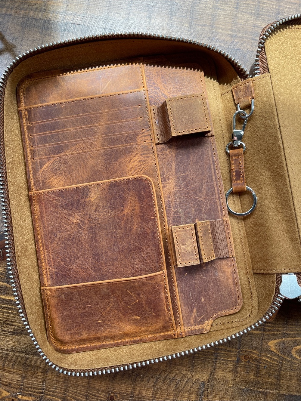 Galen Leather Expansi-Folio Leather Wide A5 Zip Folio Crazy Horse - Picture 5 of 6